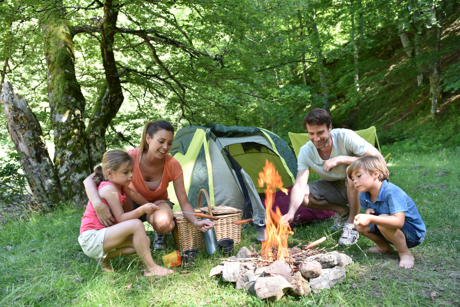 famille en camping Isère 